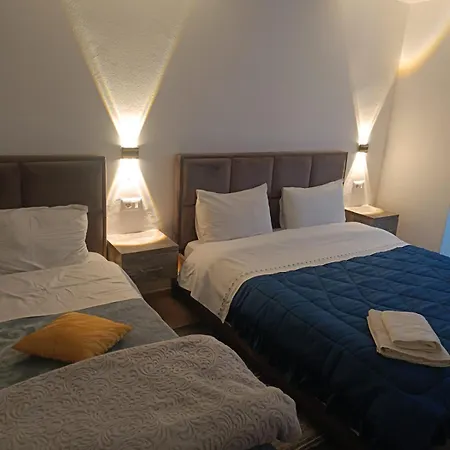 Flora Apartment